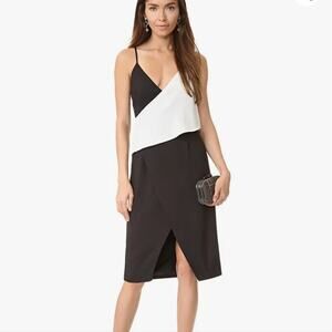 NWT$170 Finders Keepers Hold Us Black White V-neck Split Dress Sz Small
